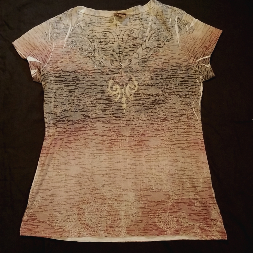 "V" neck Tee